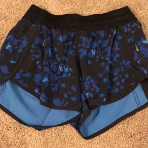 lululemon tracker shorts